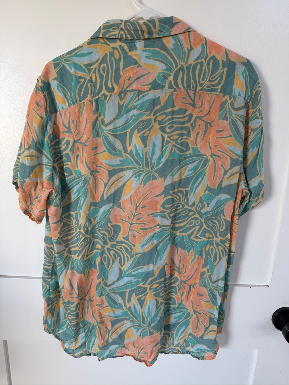 Jen’s Pirate Booty Tropical Button-Up Shirt - Teal & Peach Medium Hawaiian top - Picture 6 of 6